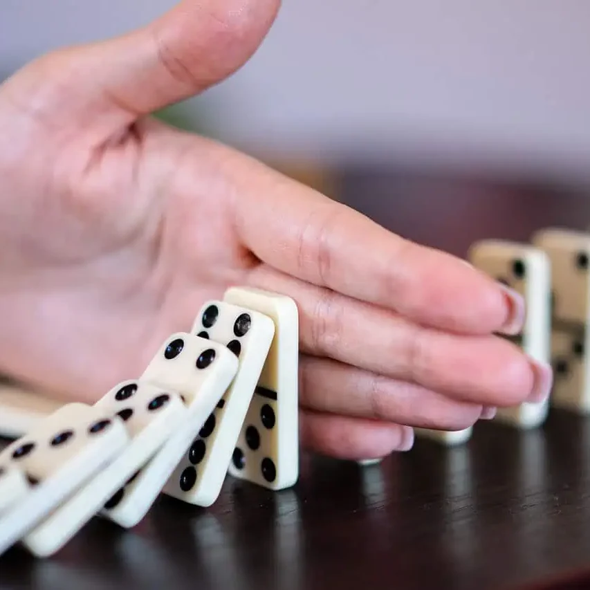 dominoes-6795407_1280